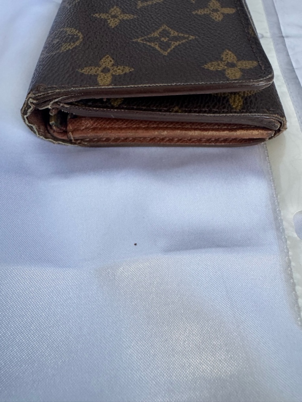 Louis Vuitton Monogram Snap Compact Wallet - Brown & Gold With COA - Picture 9 of 10
